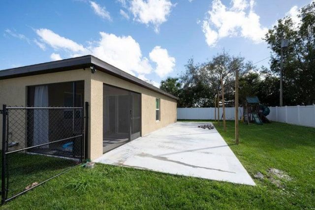 414 SW Dahled Avenue, Port Saint Lucie, FL 34953 Photo
