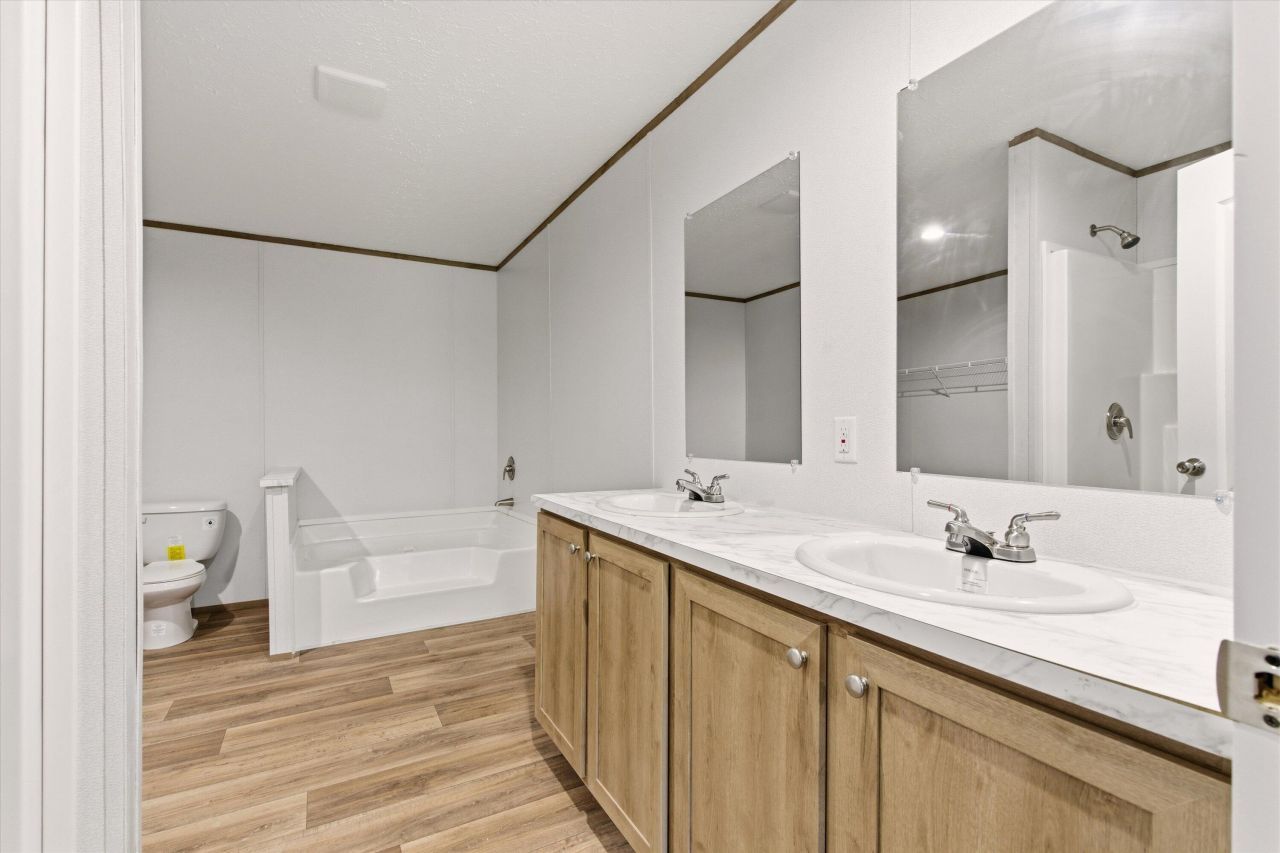 308 Howe Hall Road Photo 21