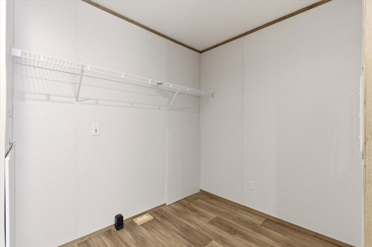 308 Howe Hall Road Photo 24