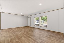 308 Howe Hall Road photo 4