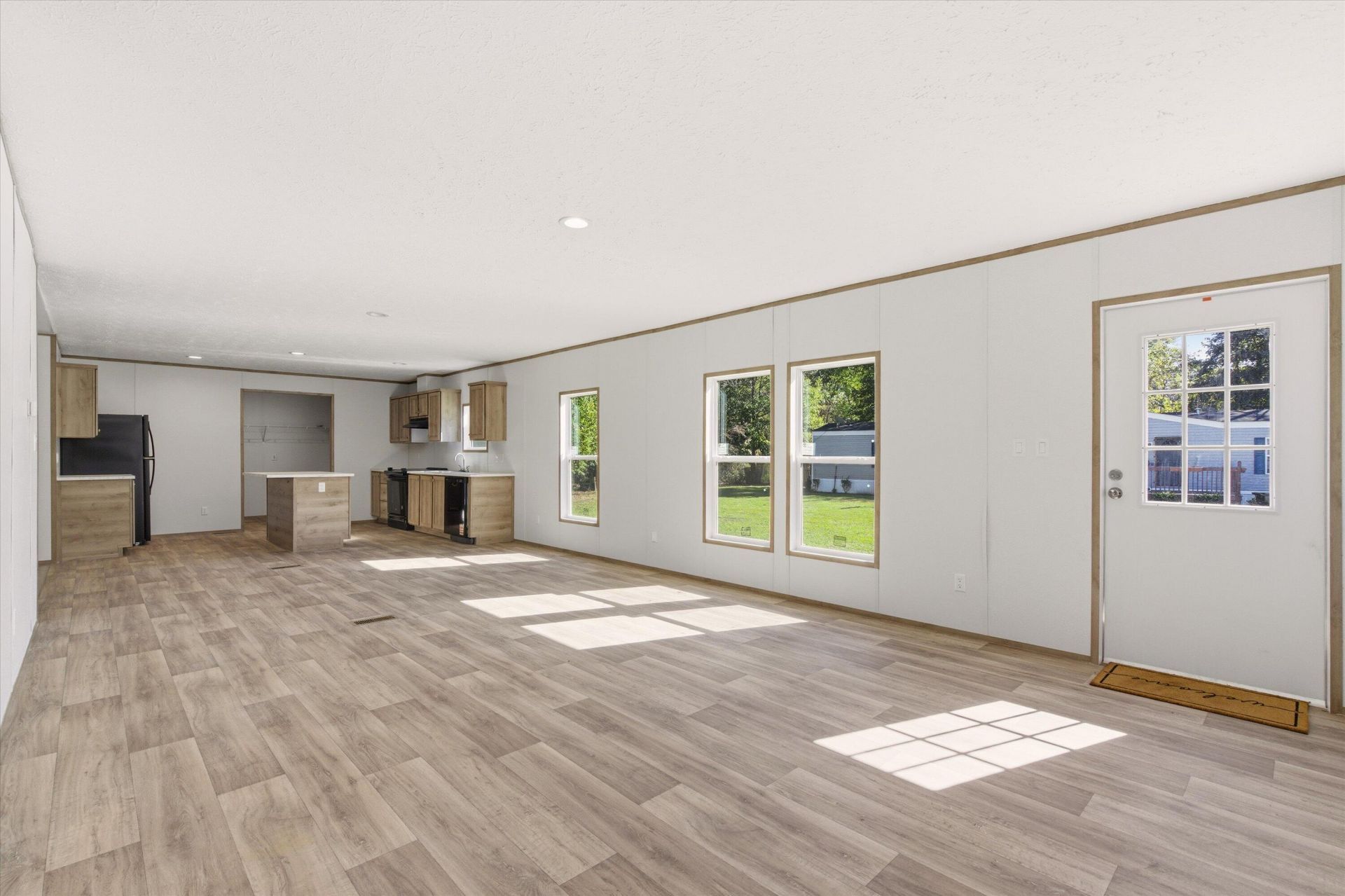 308 Howe Hall Road Photo 7