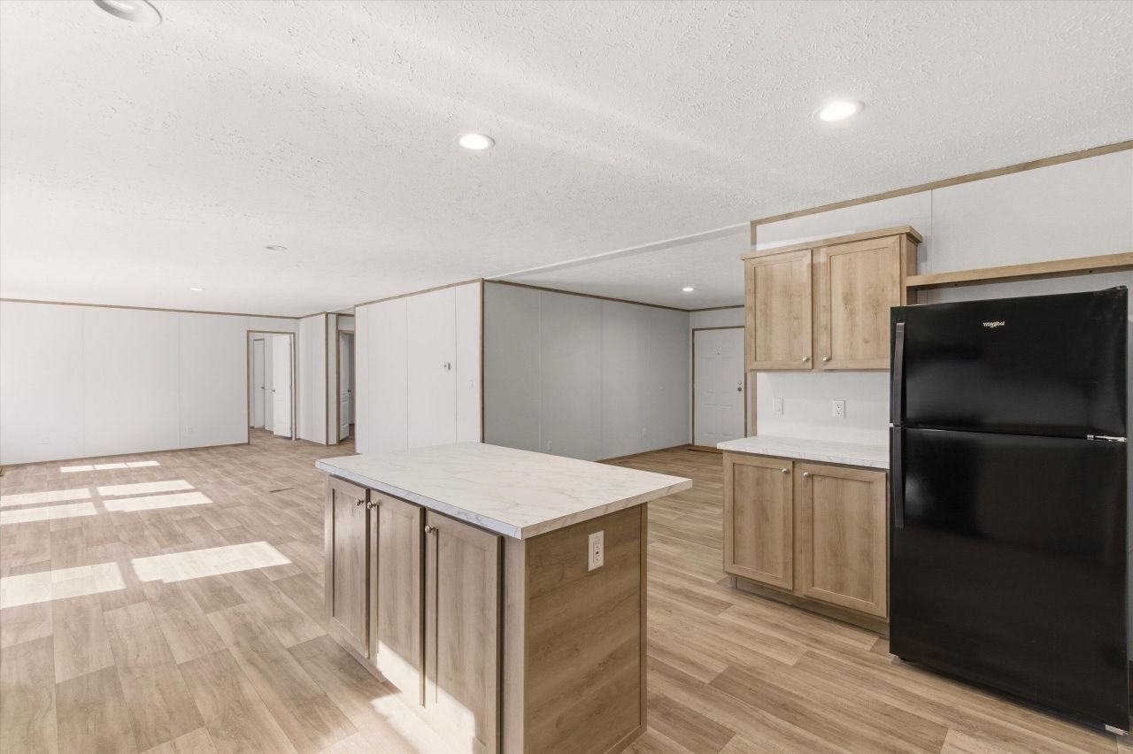 308 Howe Hall Road Photo 7