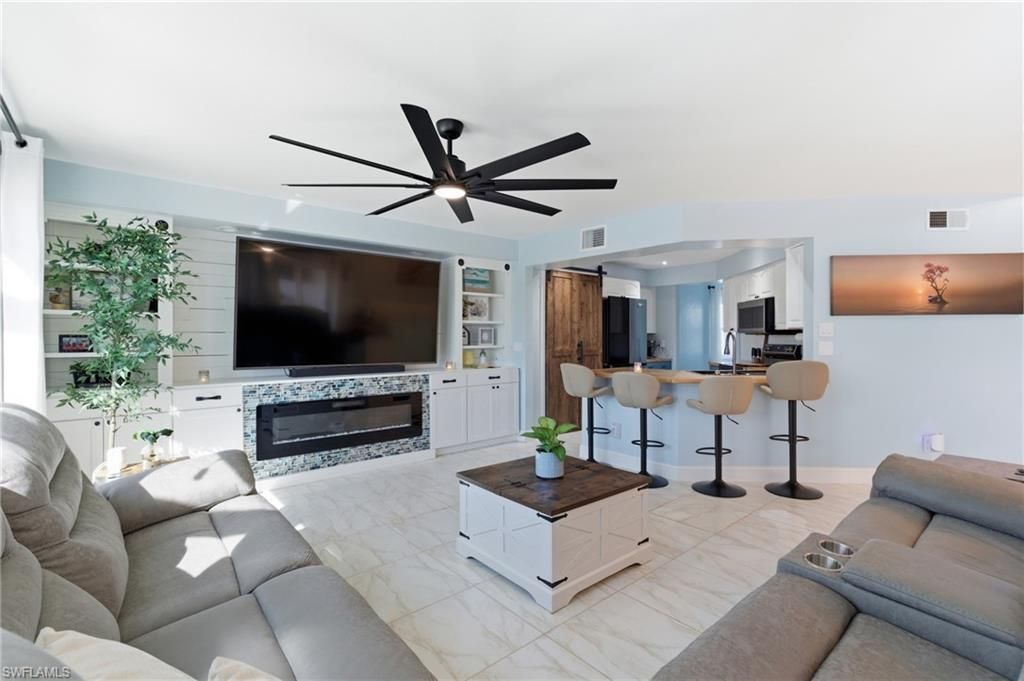 1722 SW 45th St, Cape Coral, FL 33914 Photo
