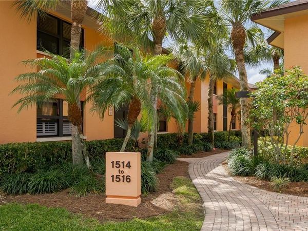 1514 Mainsail DR, Unit 4, NAPLES, FL 34114