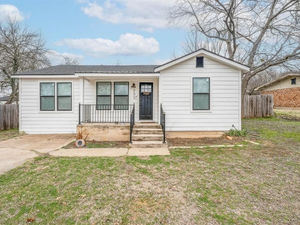 205 5th Street, Weatherford, TX 76086