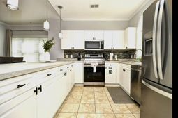 4834 Carnation Circle  photo 4