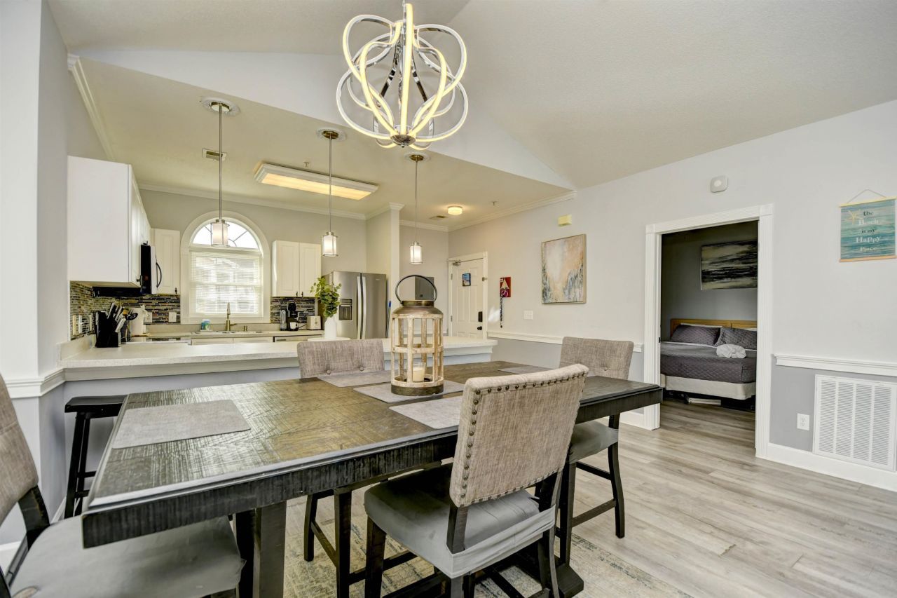 4834 Carnation Circle  Photo 8