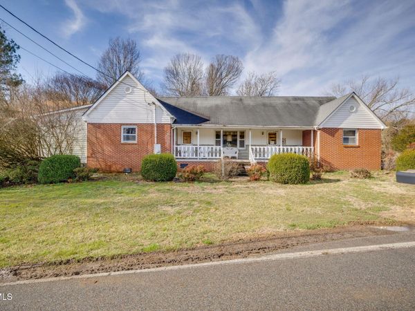 220 Treadway Trail, Jonesborough, TN 37659