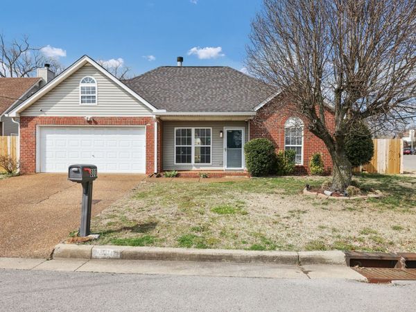 800 Thomas Bay Ct, Antioch, TN 37013