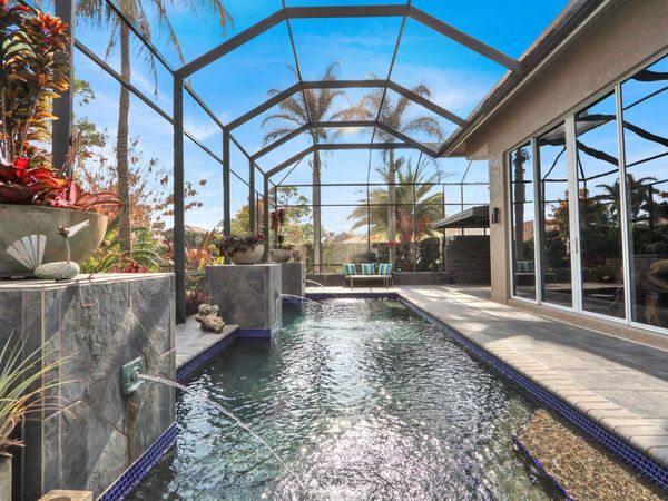 8052 Links Way, Port Saint Lucie, FL 34986