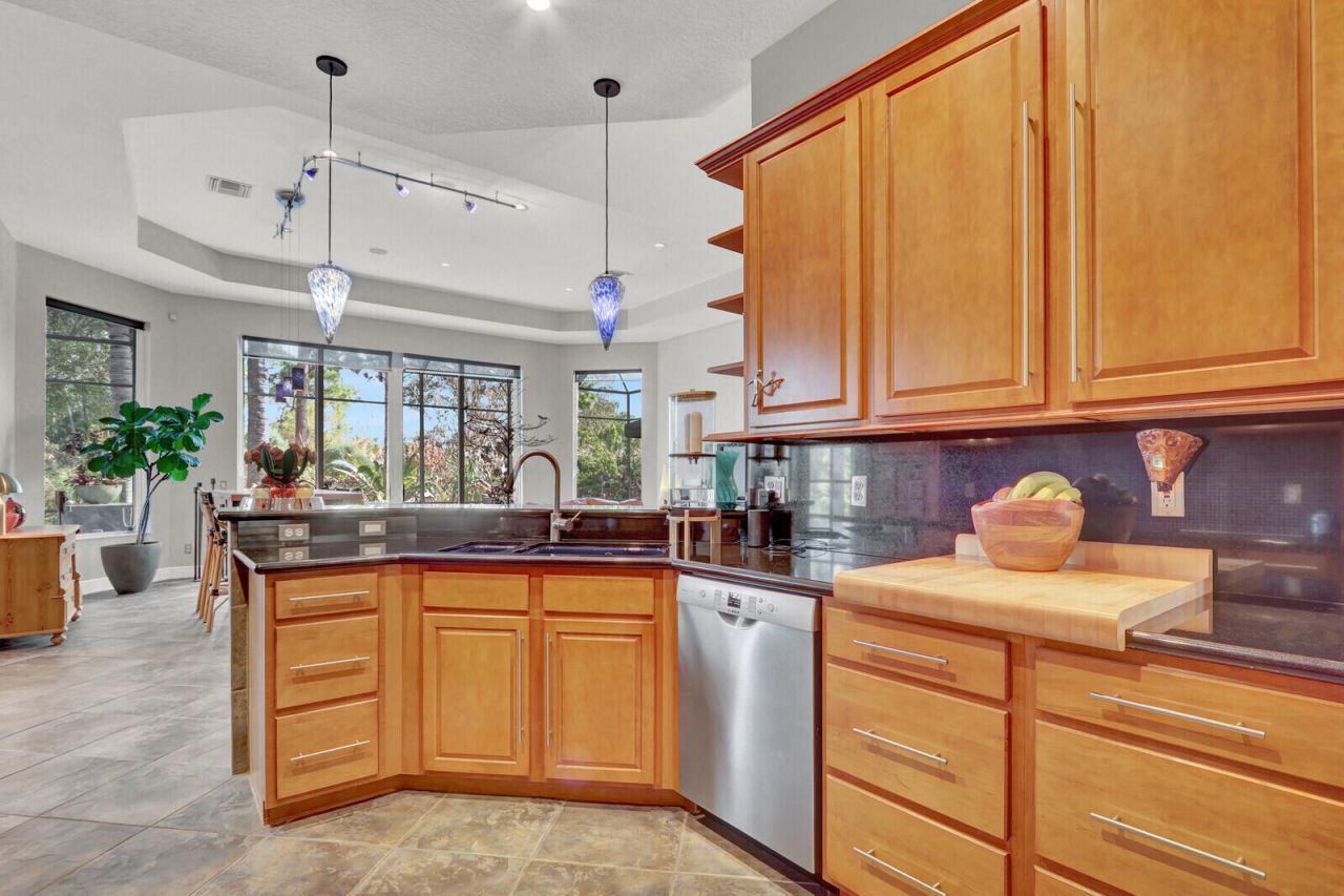 8052 Links Way, Port Saint Lucie, FL 34986 Photo