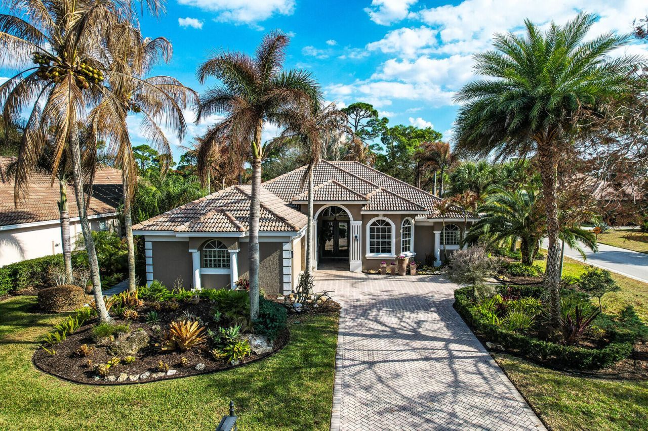 8052 Links Way, Port Saint Lucie, FL 34986 Photo