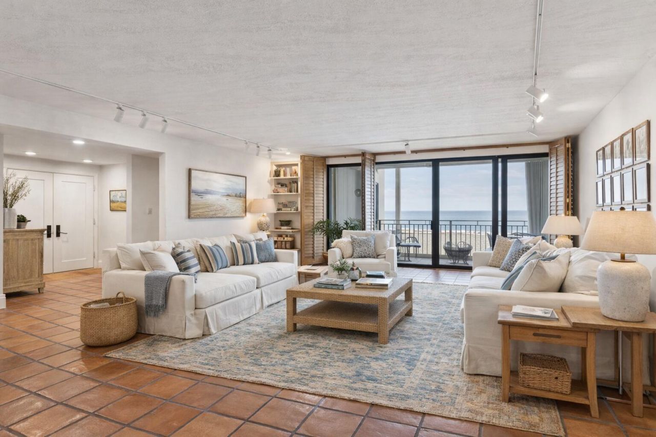 2155 S Ocean Boulevard S, Unit 19, Delray Beach, FL 33483 Photo