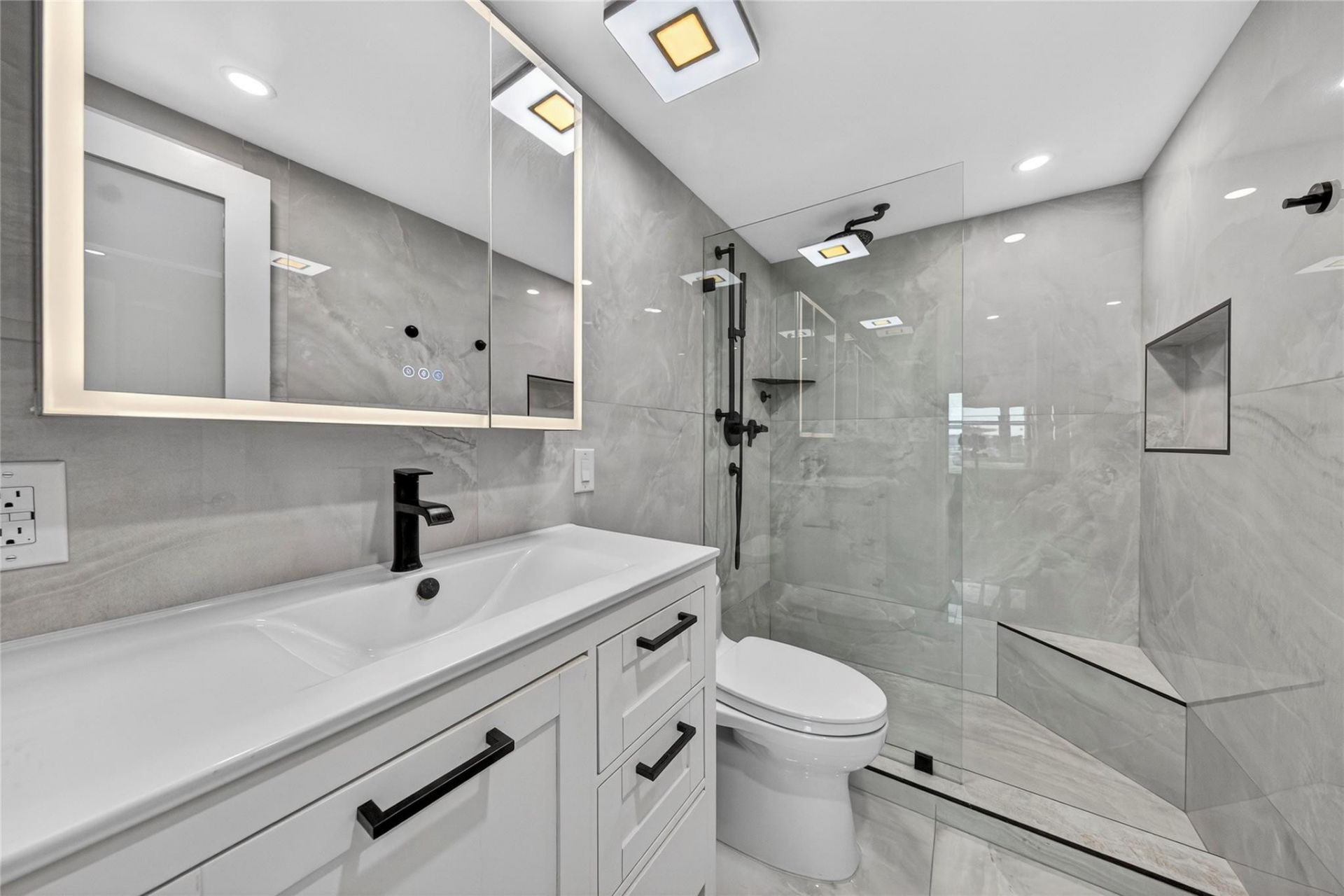 2900 NE 30th Street, Unit 9a, Fort Lauderdale, FL 33306 Photo