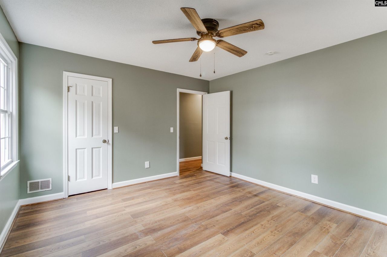 1207 S Fredericksburg Drive  Photo 13