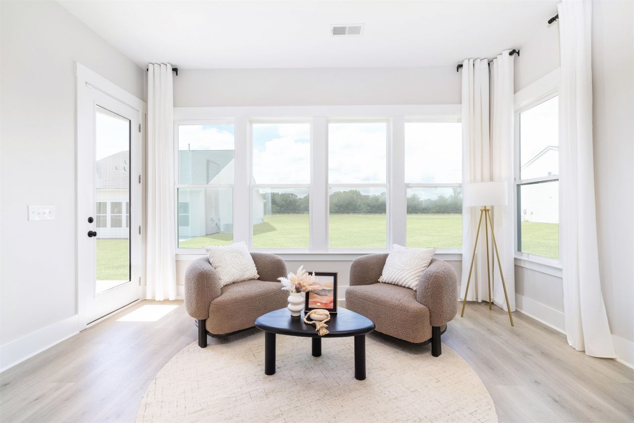 63 Condor Ct  Photo 4