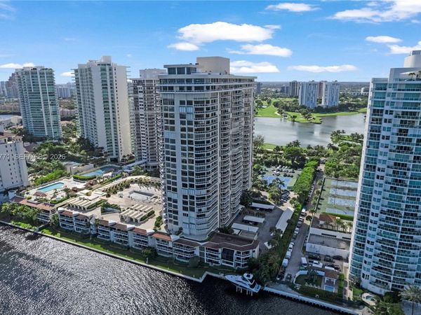 20191 E Country Club Dr , Unit 1603, Aventura, FL 33180