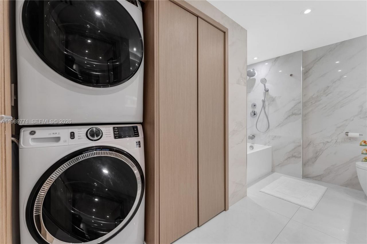 20191 E Country Club Dr, Unit 1603, Aventura, FL 33180 Photo