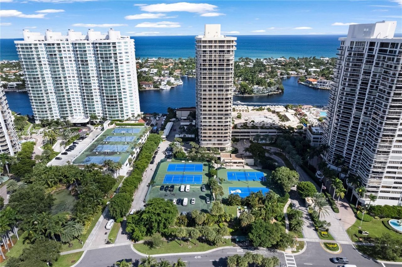 20191 E Country Club Dr, Unit 1603, Aventura, FL 33180 Photo