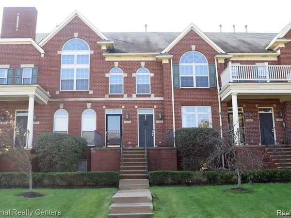 3082 CAMDEN Drive, Troy, MI 48084