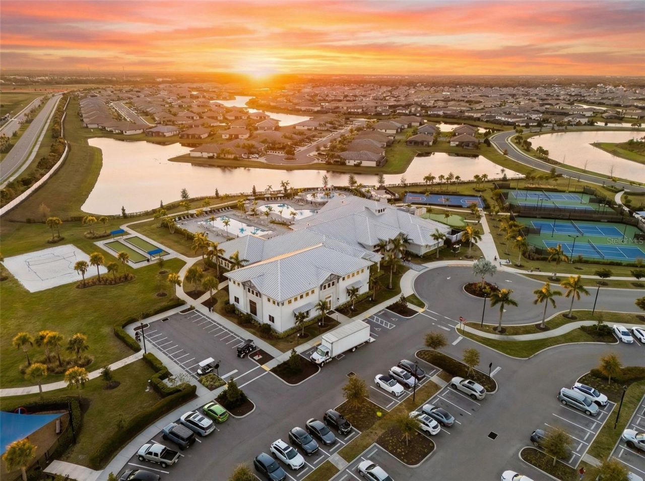 15311 Golden Beam Place, Lakewood Ranch, FL 34211 Photo