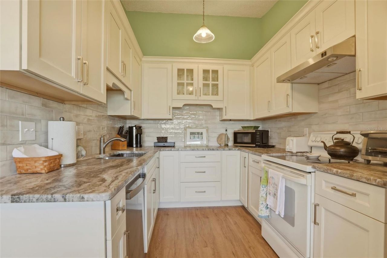 3409 37th Street Court W W, Unit 93, Bradenton, FL 34205 Photo