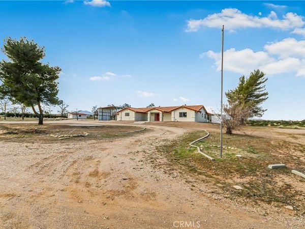 9149 Braceo Street, Oak Hills, CA 92344