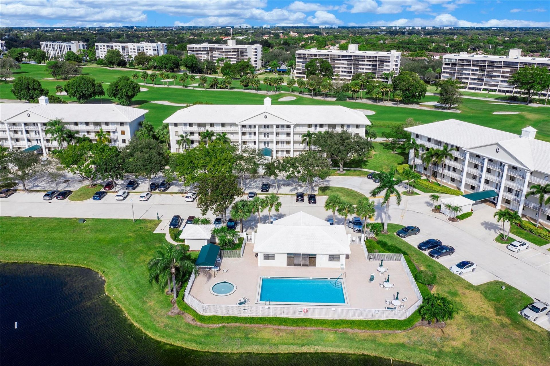 6121 Balboa Circle, Unit 306, Boca Raton, FL 33433 Photo