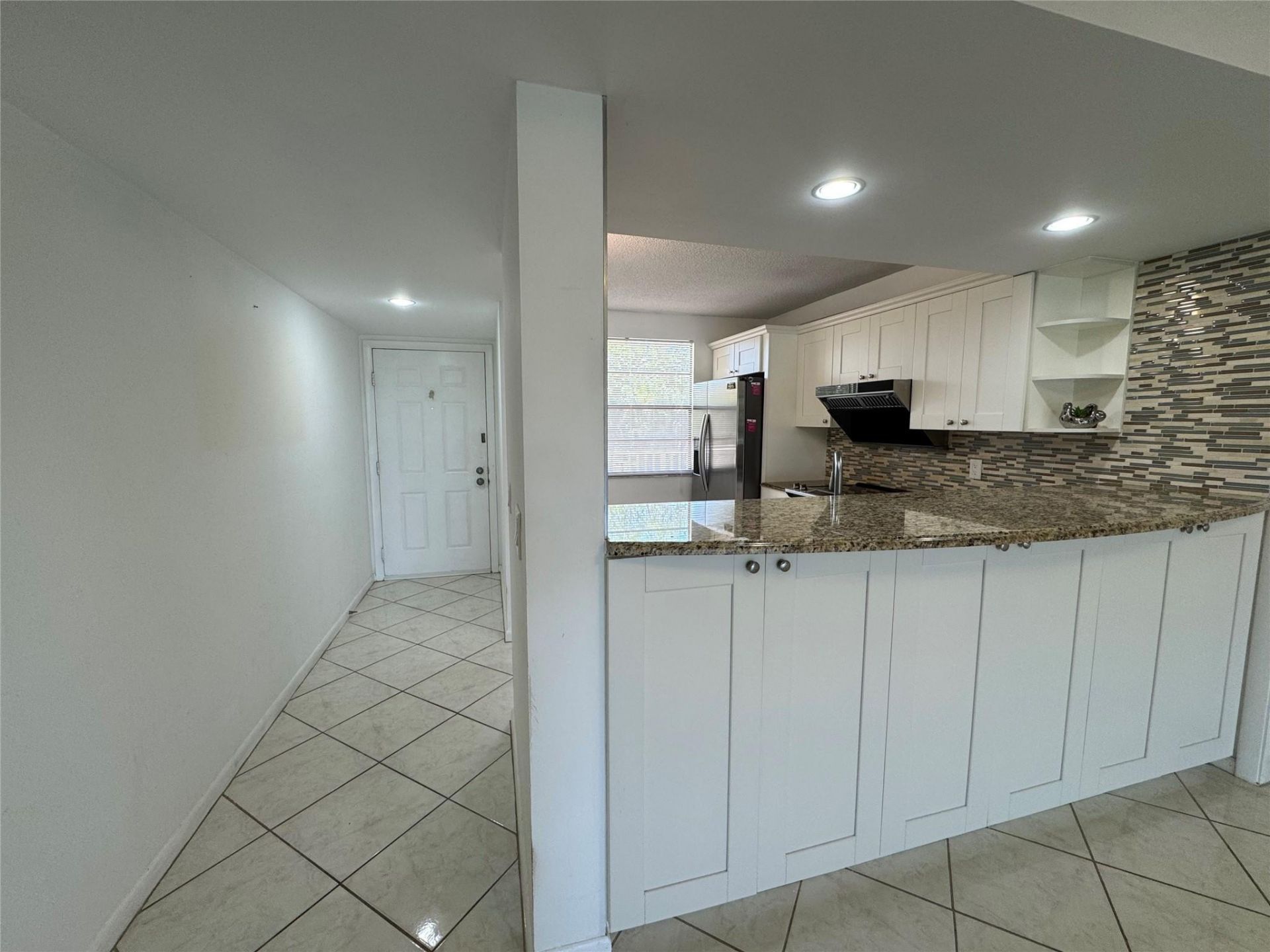 6121 Balboa Circle, Unit 306, Boca Raton, FL 33433 Photo