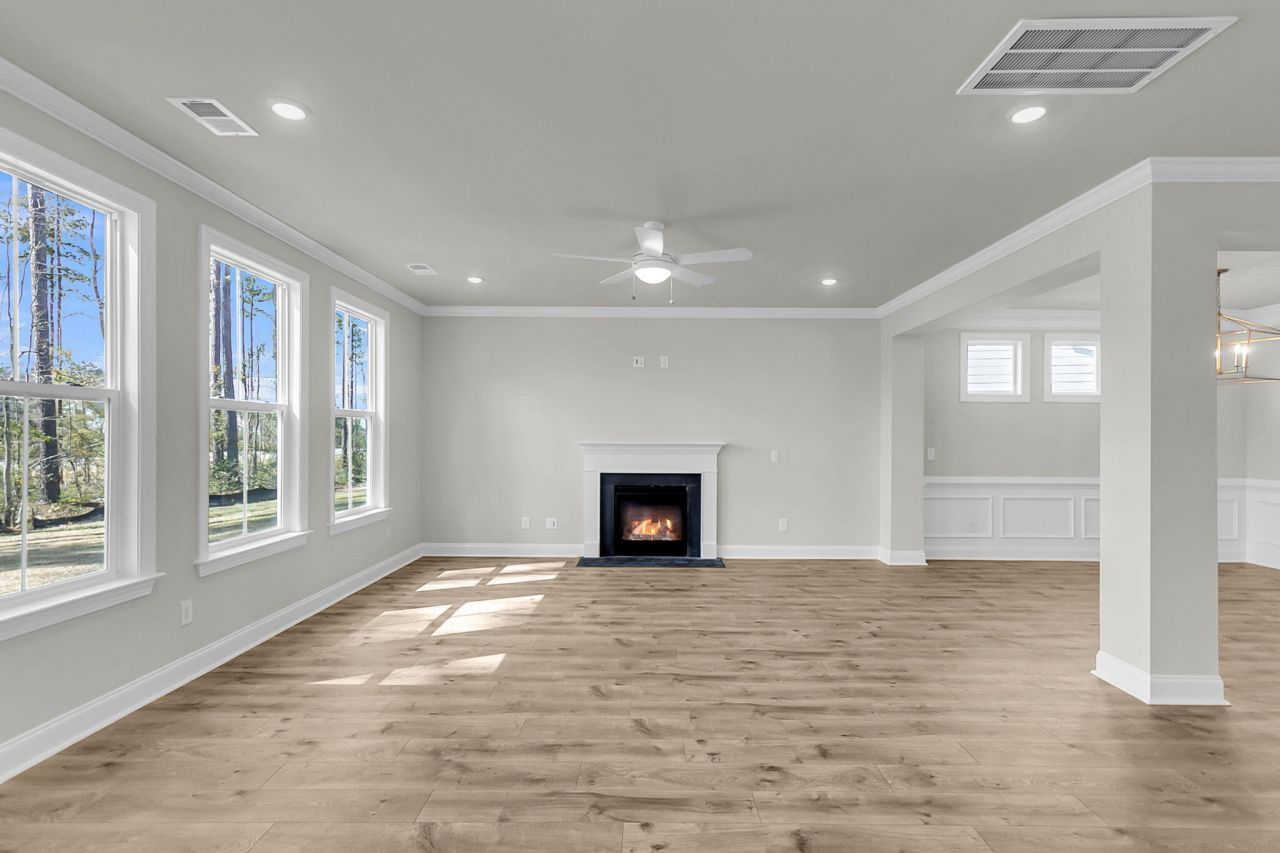 743 Maynard Lane Photo 12