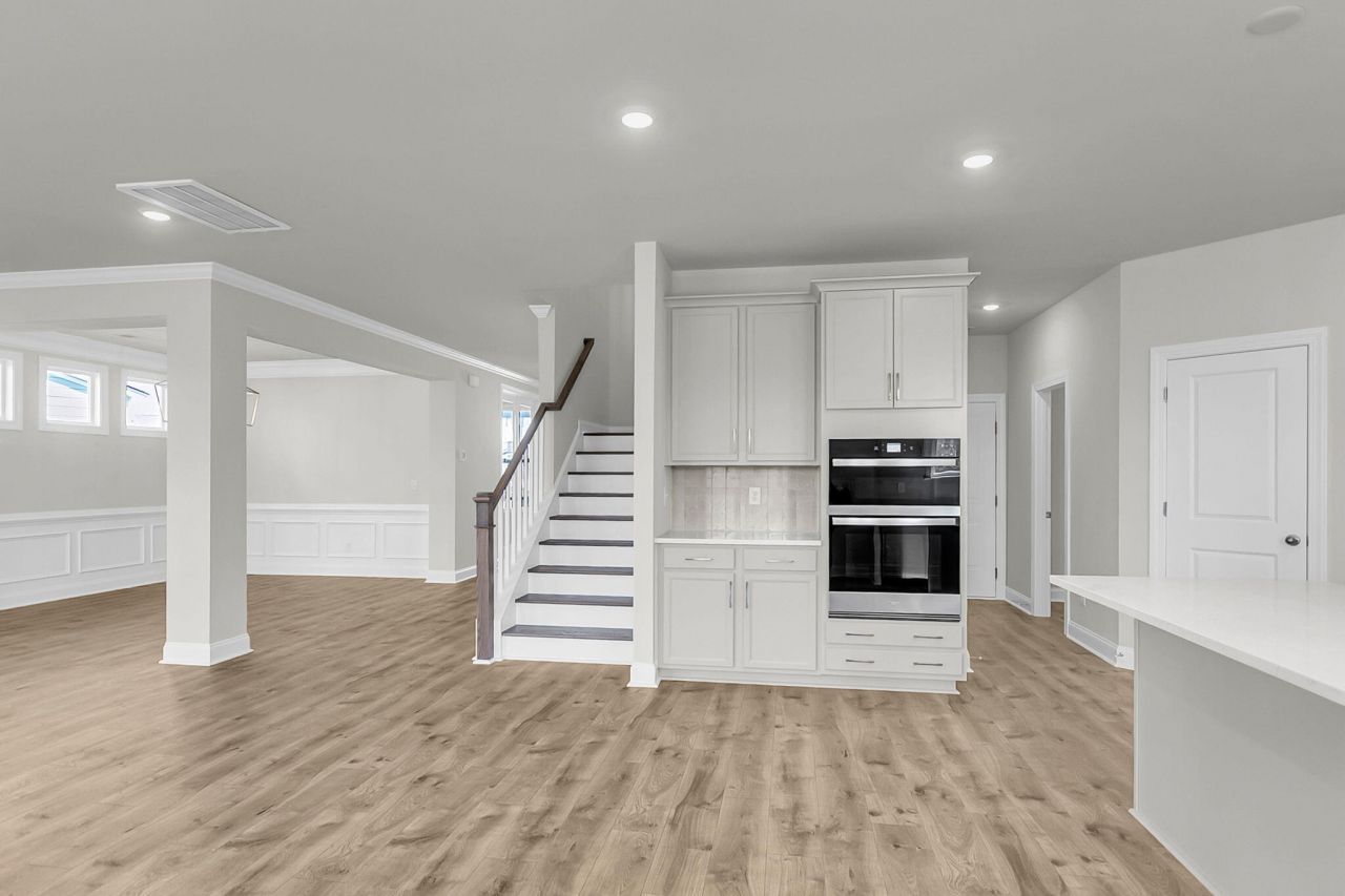 743 Maynard Lane Photo 18