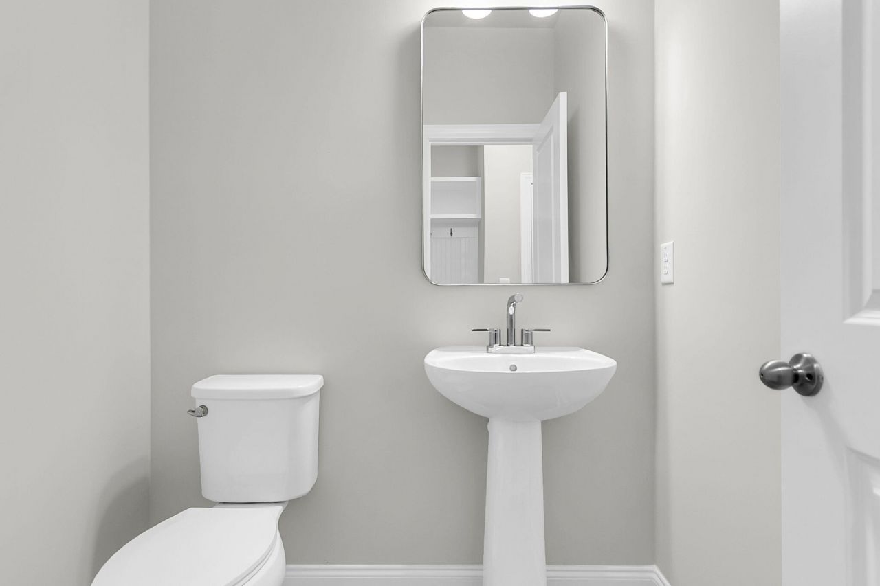 743 Maynard Lane Photo 25