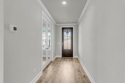 743 Maynard Lane photo 4