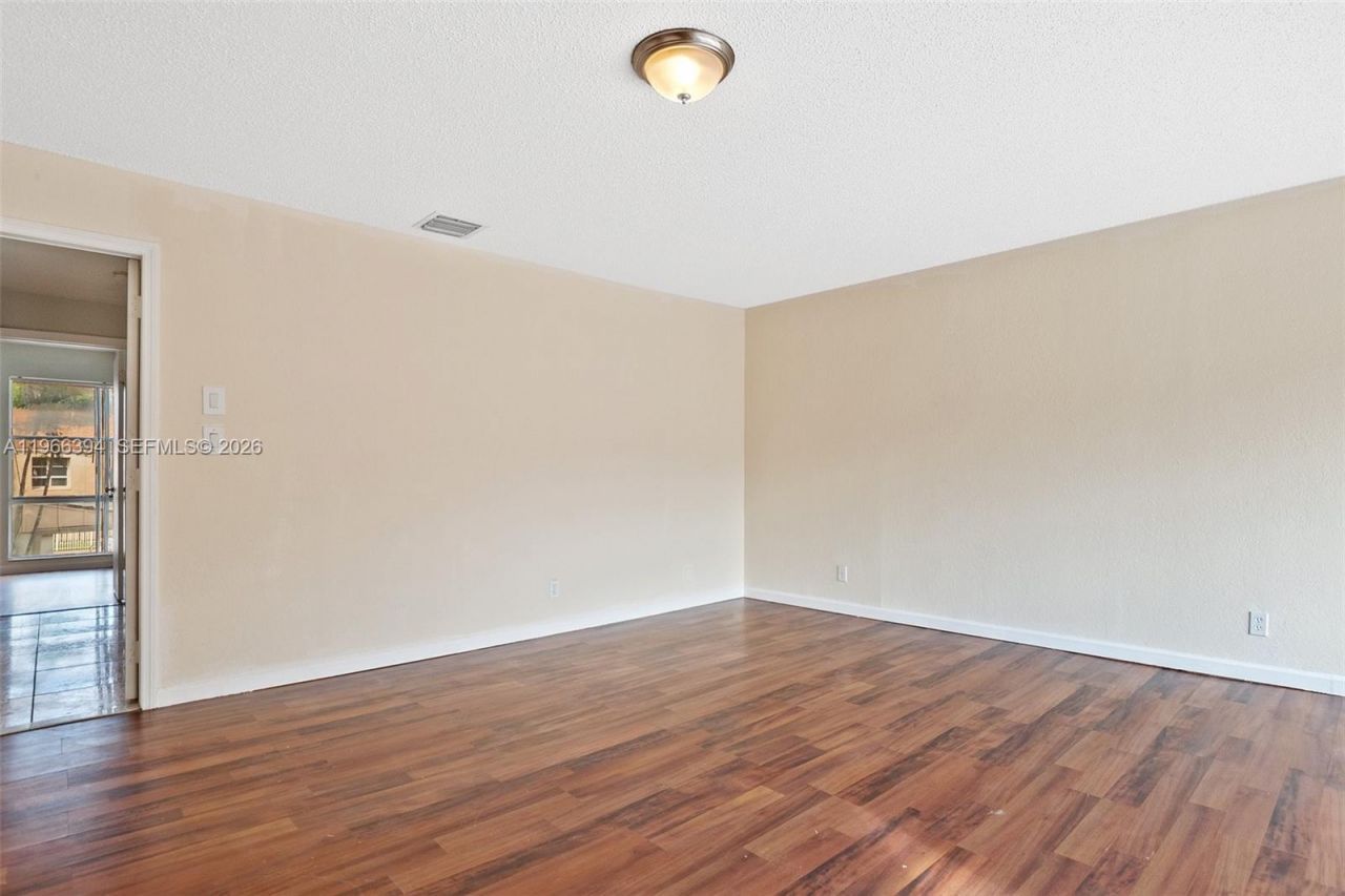 833 NW 82nd Ave , Unit 6, Plantation, FL 33324 Photo