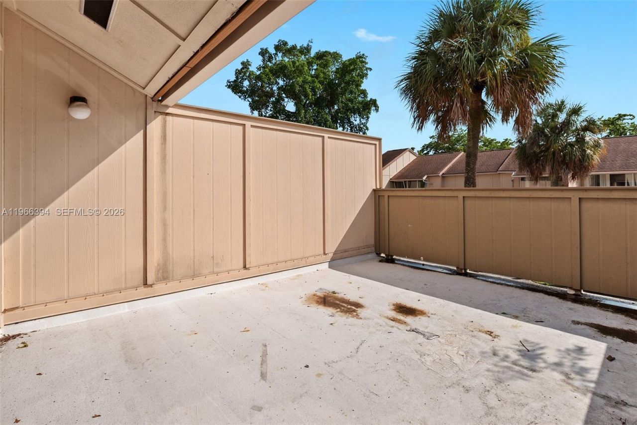 833 NW 82nd Ave , Unit 6, Plantation, FL 33324 Photo