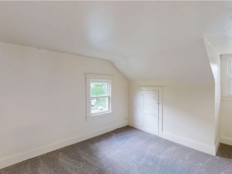 210 Perry Street, Unit Front, Struthers, OH 44471 Photo 17