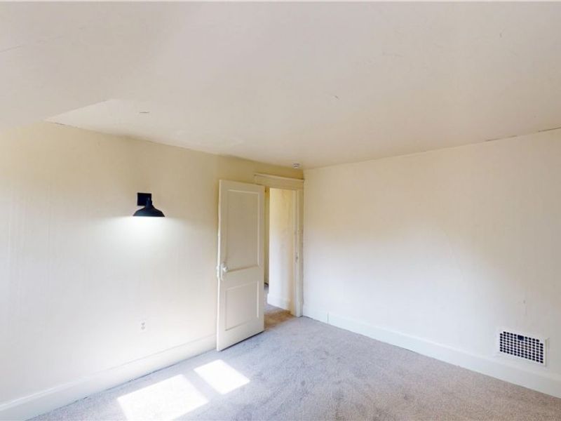 210 Perry Street, Unit Front, Struthers, OH 44471 Photo 18