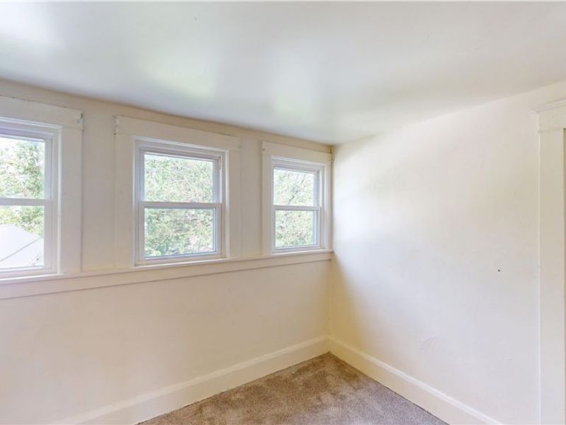 210 Perry Street, Unit Front, Struthers, OH 44471 Photo 19