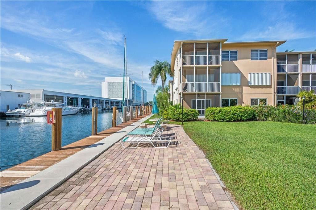 1510 SE 15th Street, Unit 106, Fort Lauderdale, FL 33316 Photo