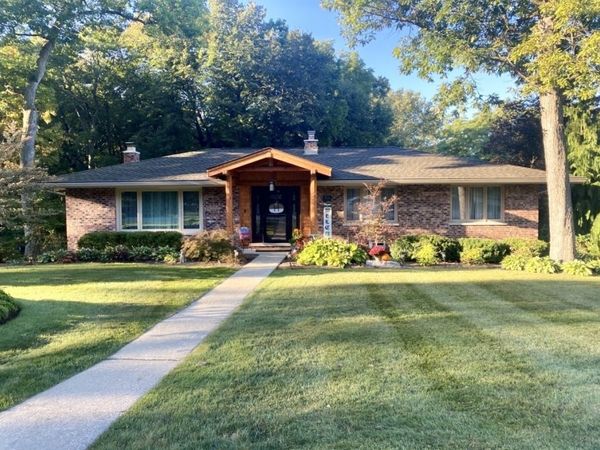 724 Ridge Road, Lemont, IL 60439