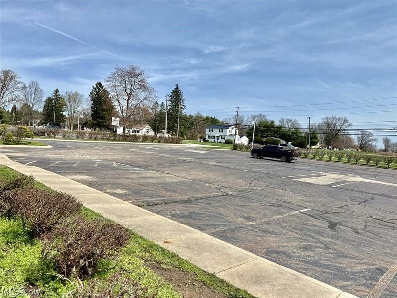 6020 Manchester Road, Akron, OH 44319 Photo 8