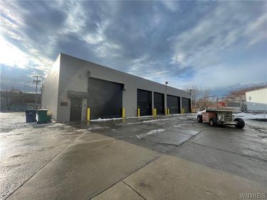 200 MILITARY Road, Buffalo, NY 14207