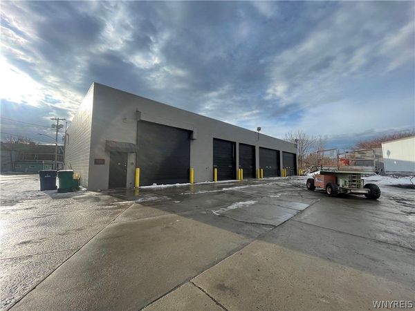 200 MILITARY Road, Buffalo, NY 14207