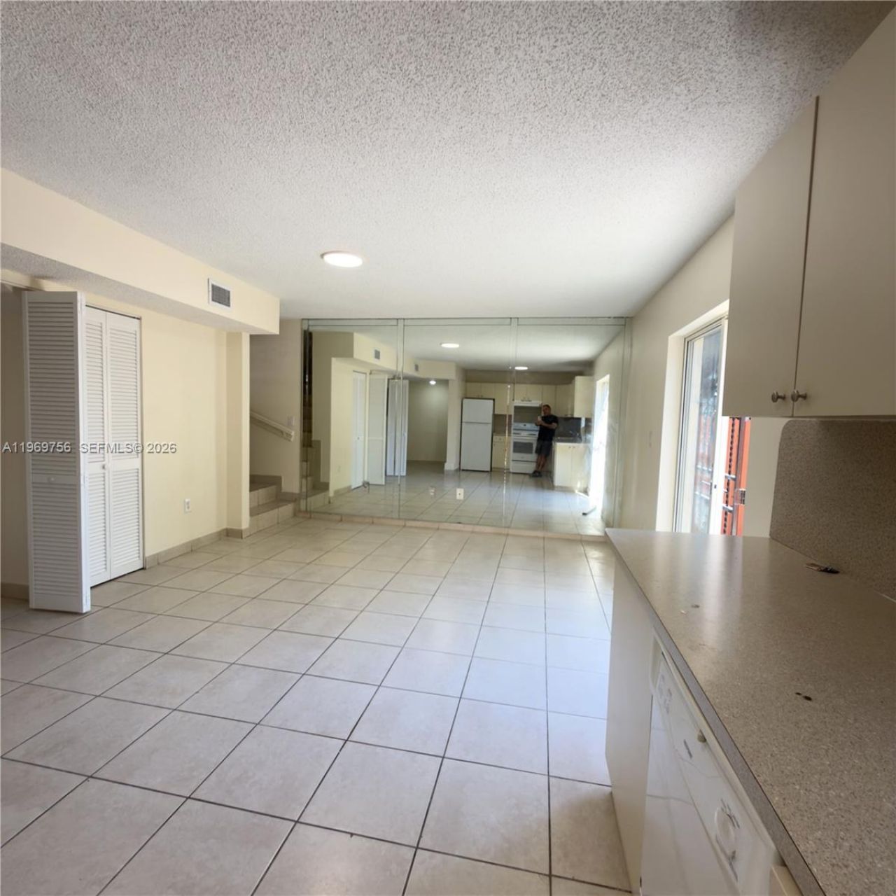451 NE 136th St, Unit III314, North Miami, FL 33161 Photo