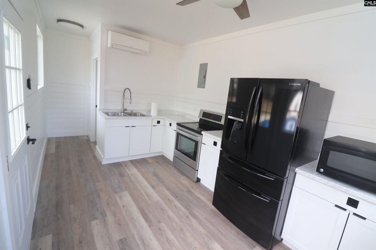 26 Hartford Heights Street Photo 36