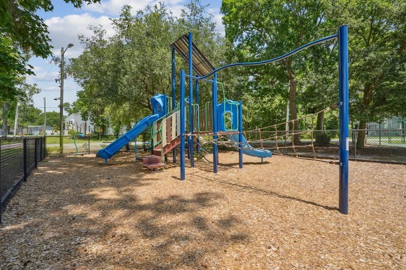 2512 Hillbourne Loop  Photo 21