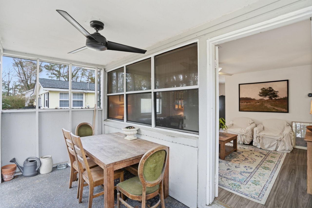 1910 Able Street Photo 4