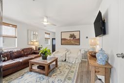 1910 Able Street photo 4