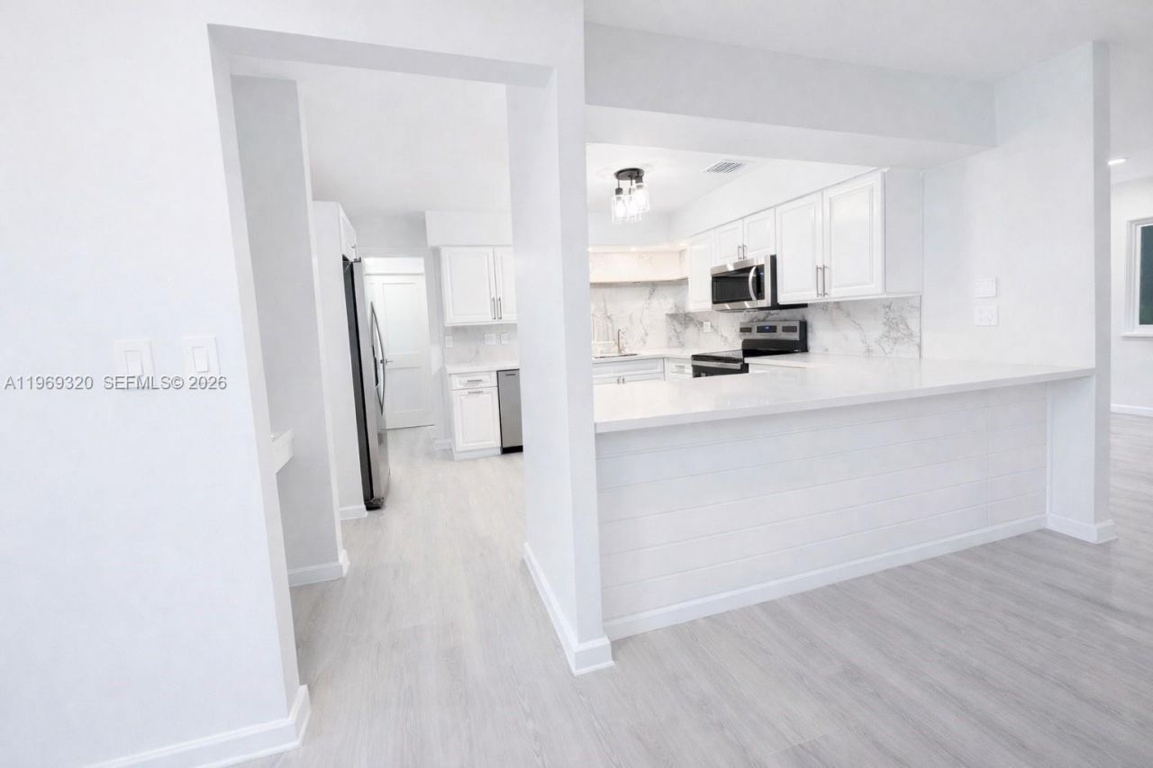 4485 SW 26th Ave, Dania Beach, FL 33312 Photo