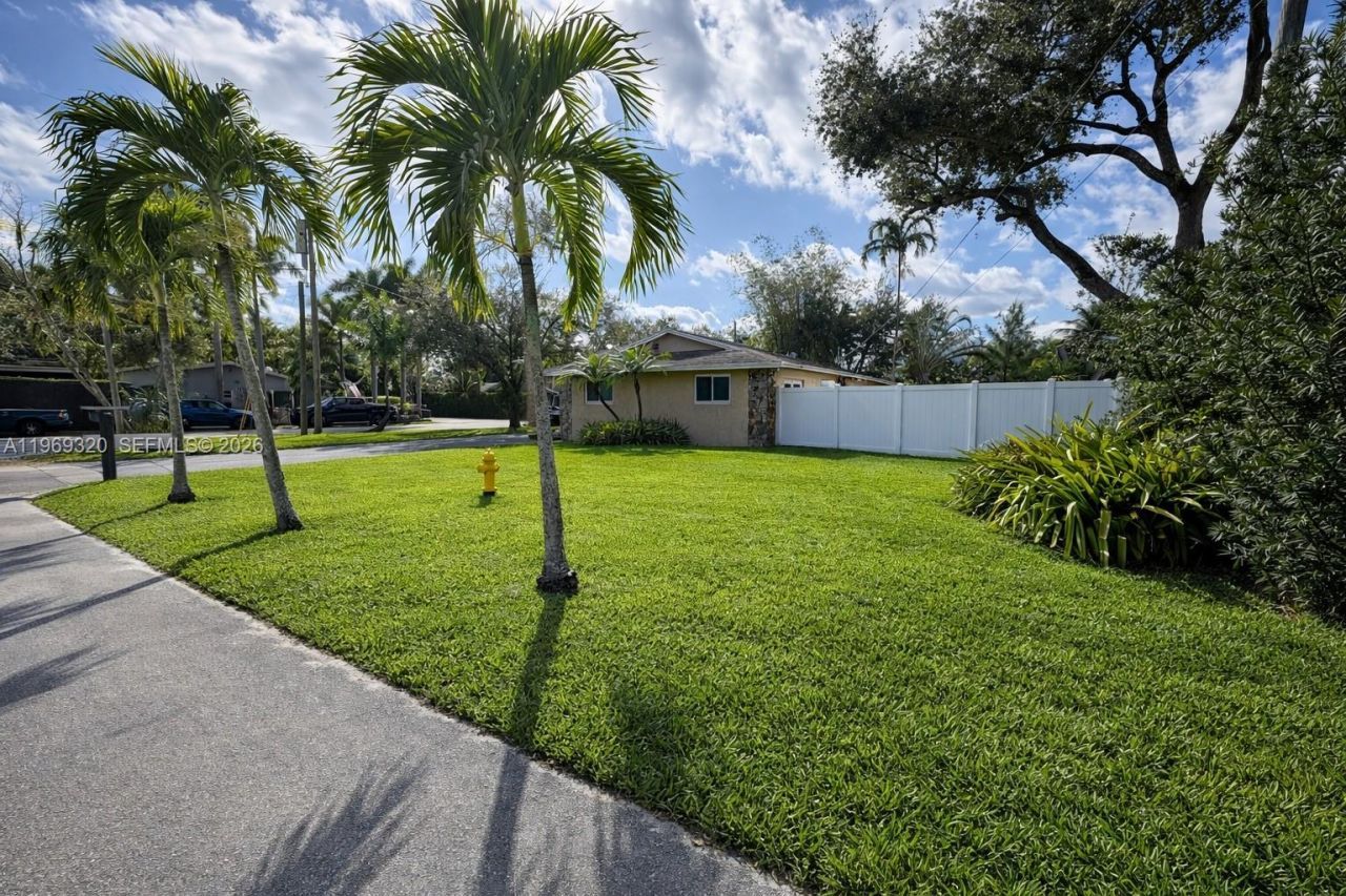 4485 SW 26th Ave, Dania Beach, FL 33312 Photo